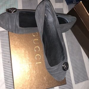 Gucci flats